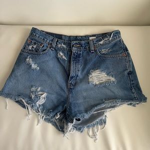 Vintage Levi’s 560 High Waist Cut Off Shorts
